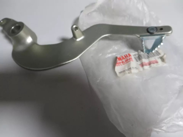 Preview: Yamaha Bremspedal Fußbremshebel YZ125 YZ250 Brake pedal 4SS-27200-00 Original NEU